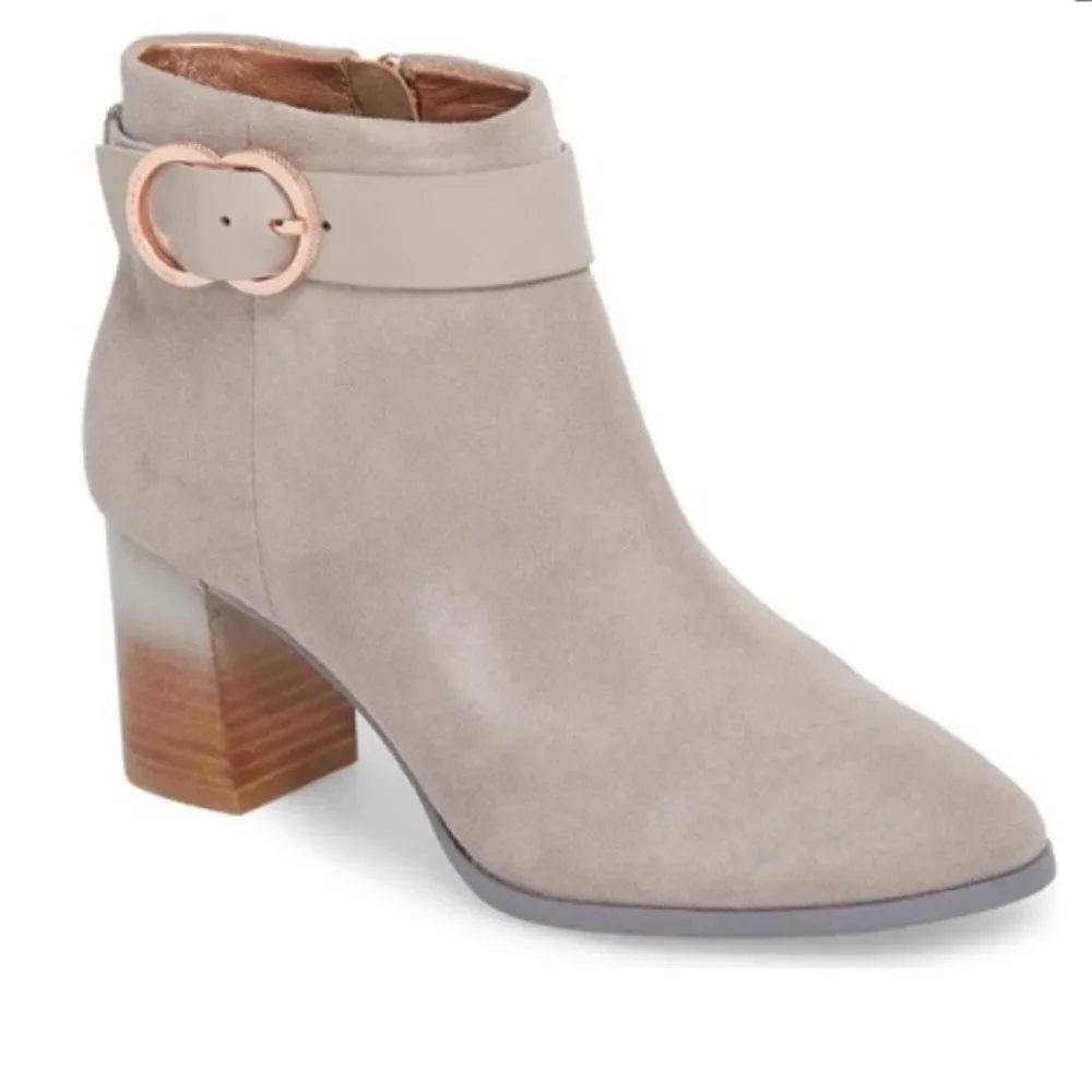 Ted Baker 40.5 Ainthe Ankle Booties in Light Grey Rose Gold